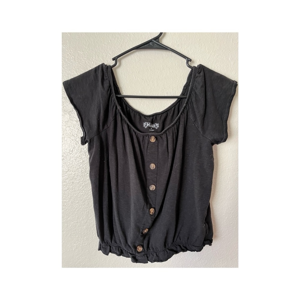 Short sleeve black shirt